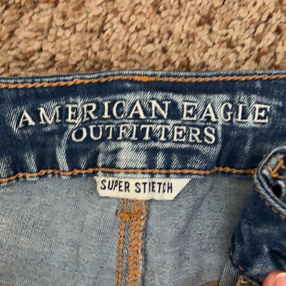 American Eagle High-rise Jean Shorts - Picture 3 of 4